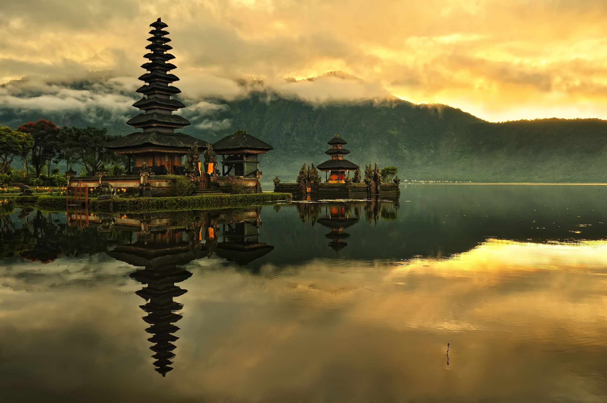 Bali Heaven On Earth Her Beauty