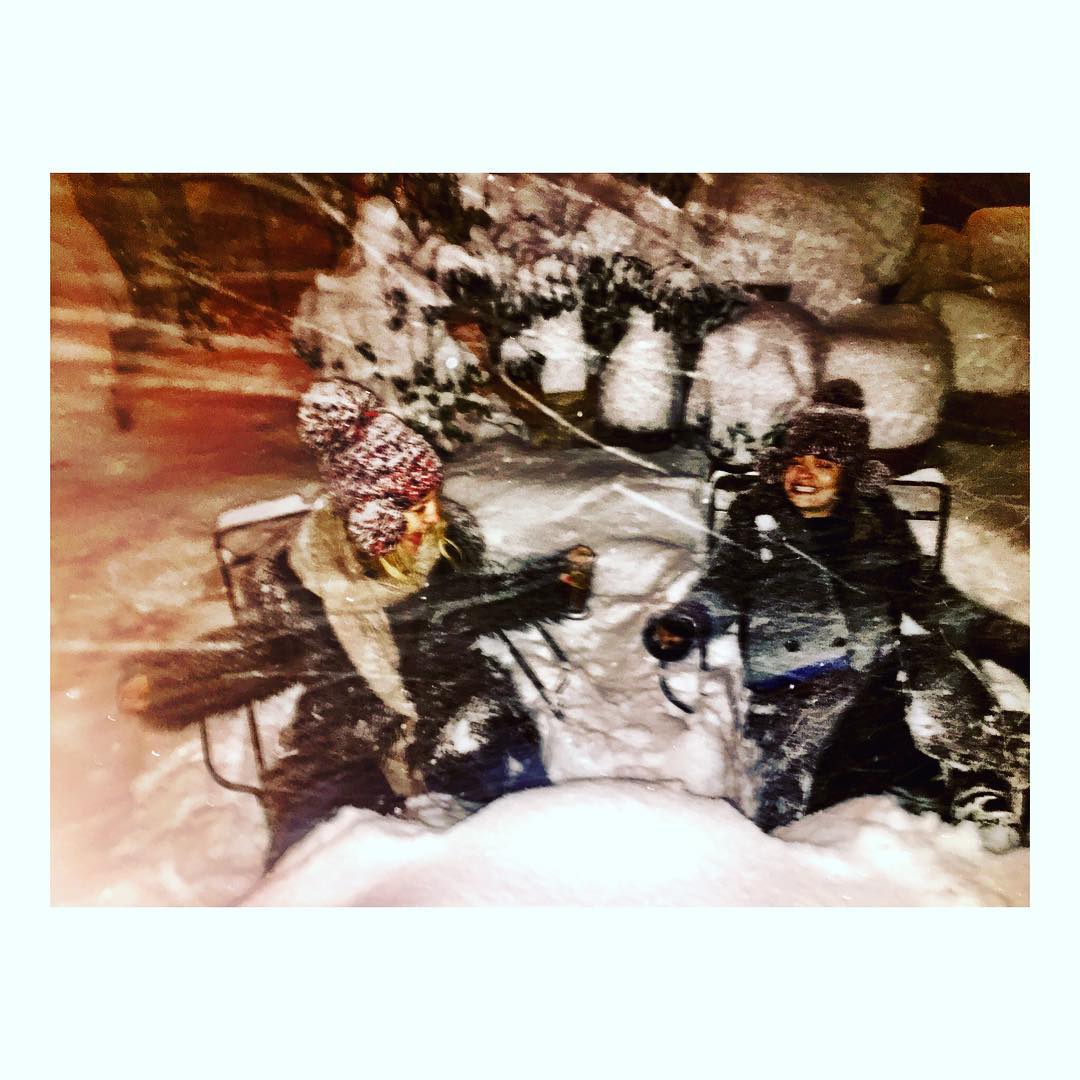 how_were_celebs_surviving_during_snowstorm_jonas_blizzard2016_03
