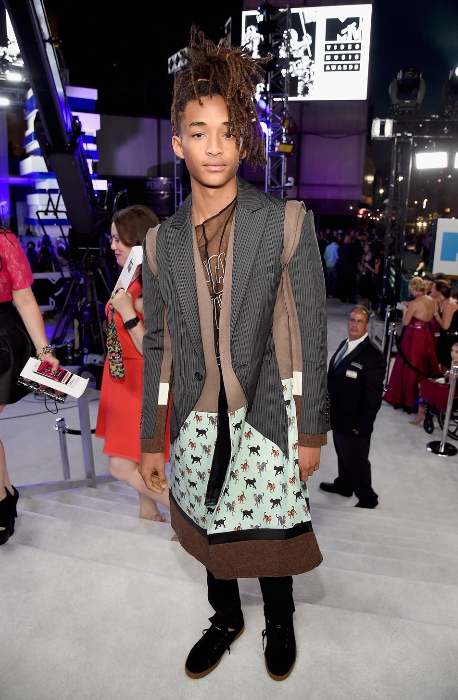 the-bestand-worst-dressed-at-the-2016-mtv-vmas-11