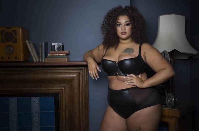 These_5_Companies_Prove_That_ANY_Woman_Can_Be_a_Perfect_Lingerie_Model_15