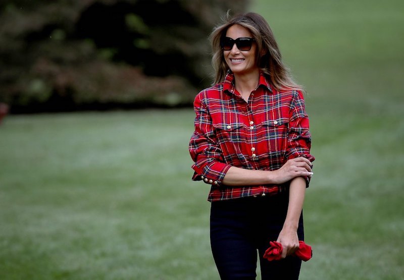 Los 10 Estilos más Caros de Melania Trump de los que la Gente Todavía Habla | Her Beauty Los 10 Estilos más Caros de Melania Trump de los que la Gente Todavía Habla | Her Beauty