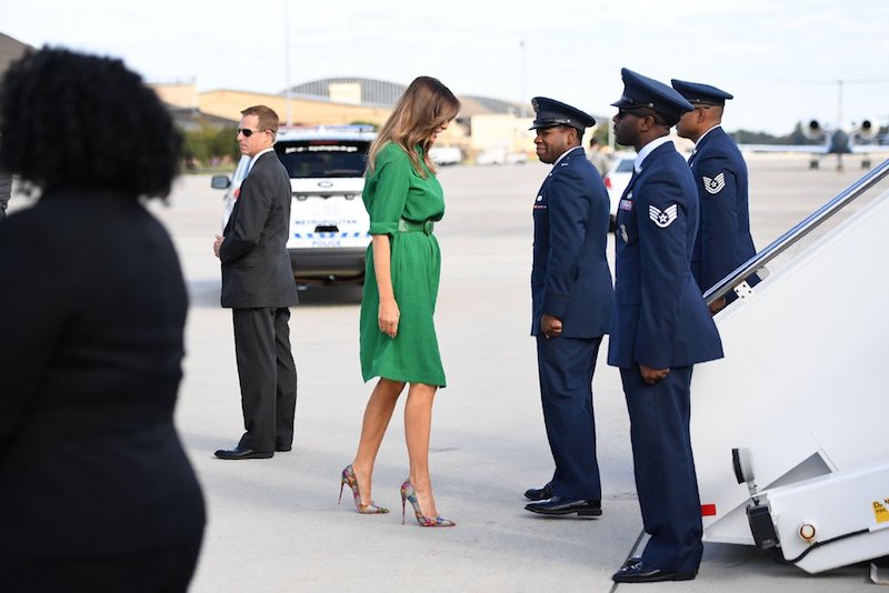 Los 10 Estilos más Caros de Melania Trump de los que la Gente Todavía Habla #2 | Her Beauty Los 10 Estilos más Caros de Melania Trump de los que la Gente Todavía Habla #2 | Her Beauty