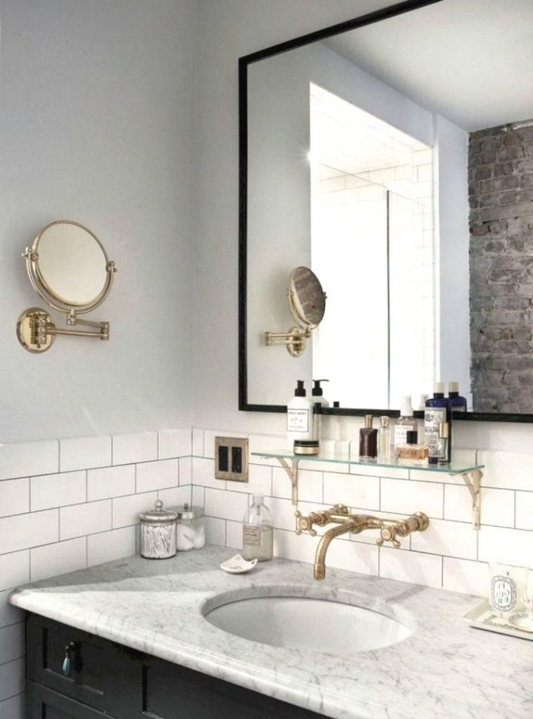 10 Space-Saving Hacks That’ll Make Your Bathroom Look Big