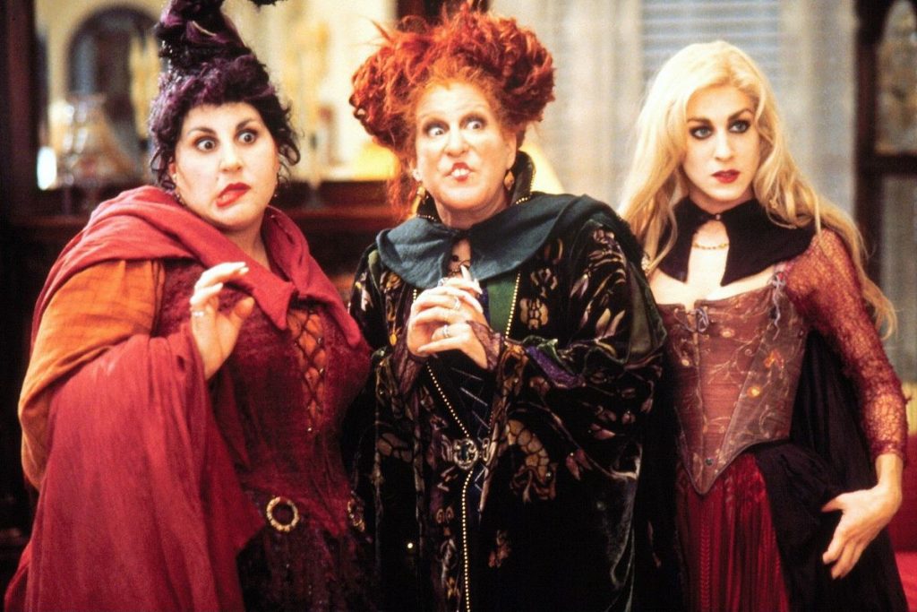 ≡ 10 Best Movies About Witches 》 Her Beauty