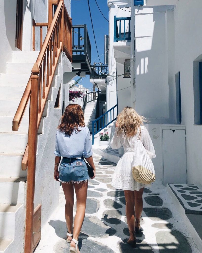 10 Perfect Places To Travel With Your BFF