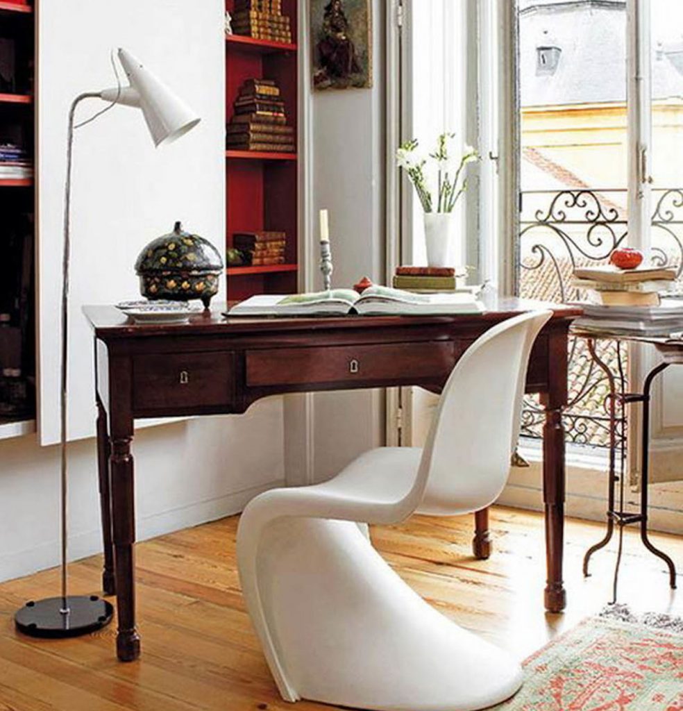 12 Ways To Decorate With Antiques In A Modern Style