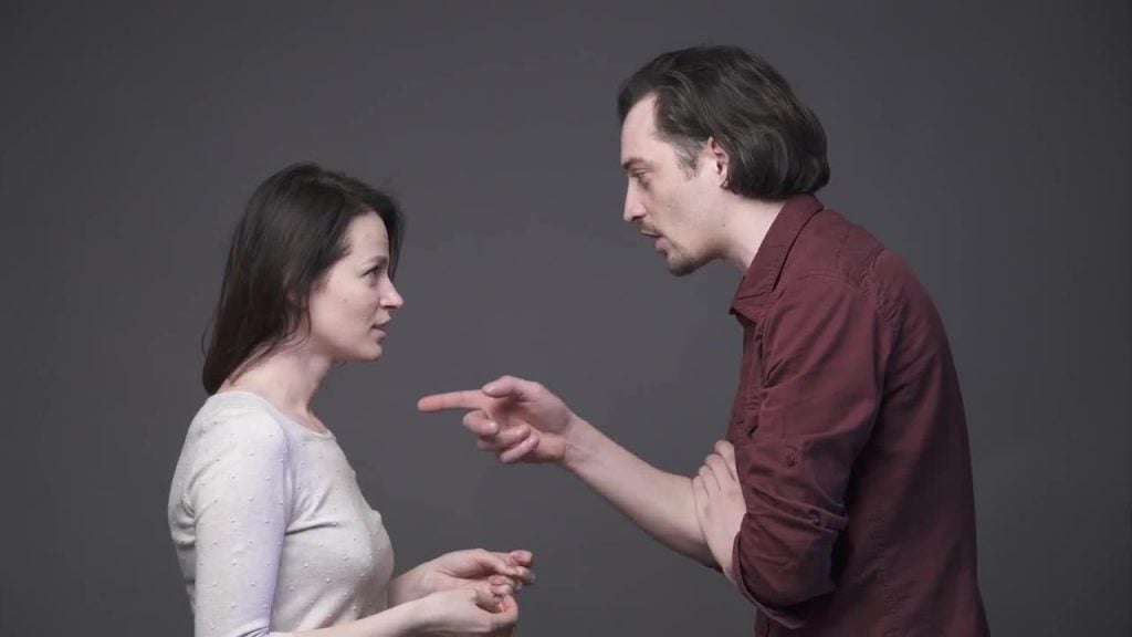 10 Dating Red Flags To Notice When Meeting Someone New
