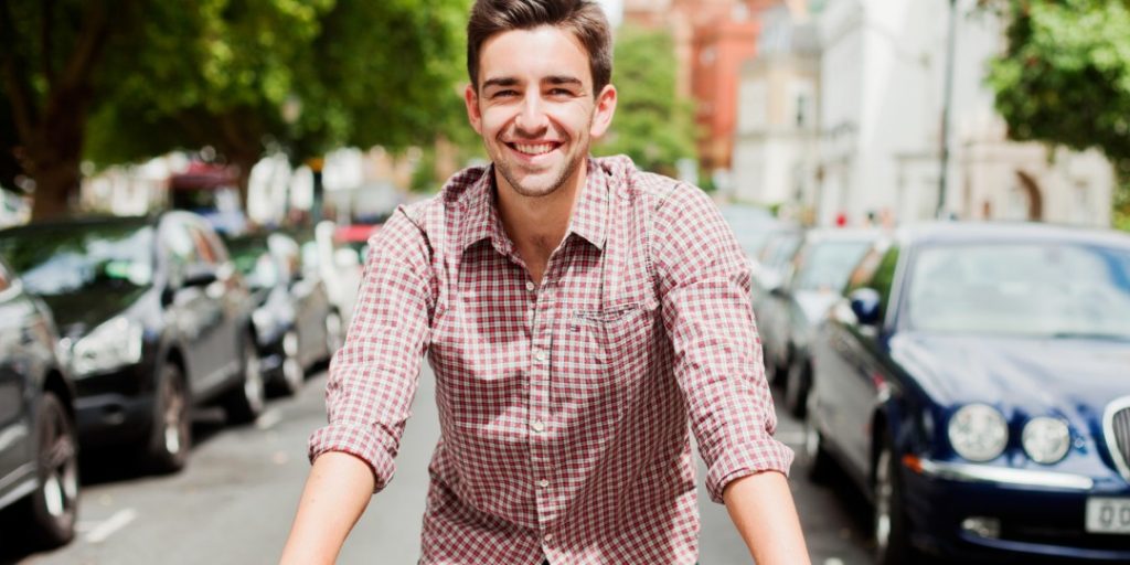 14 Reasons To Date a Confident Guy