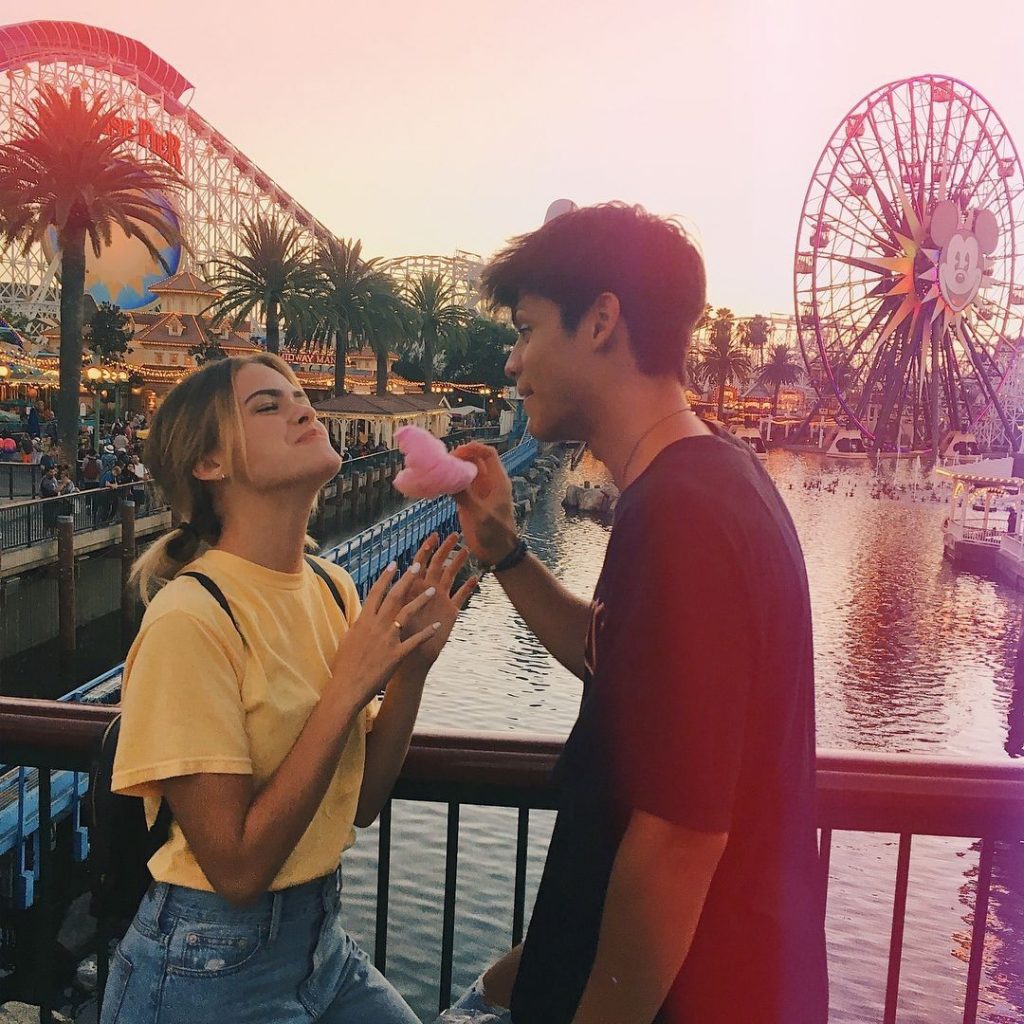 8 Signs You’re About To Enter The Friend Zone