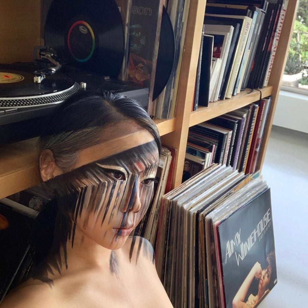 Artist Dain Yoon Dazzles With Trippy Optical Illusion Face Makeup