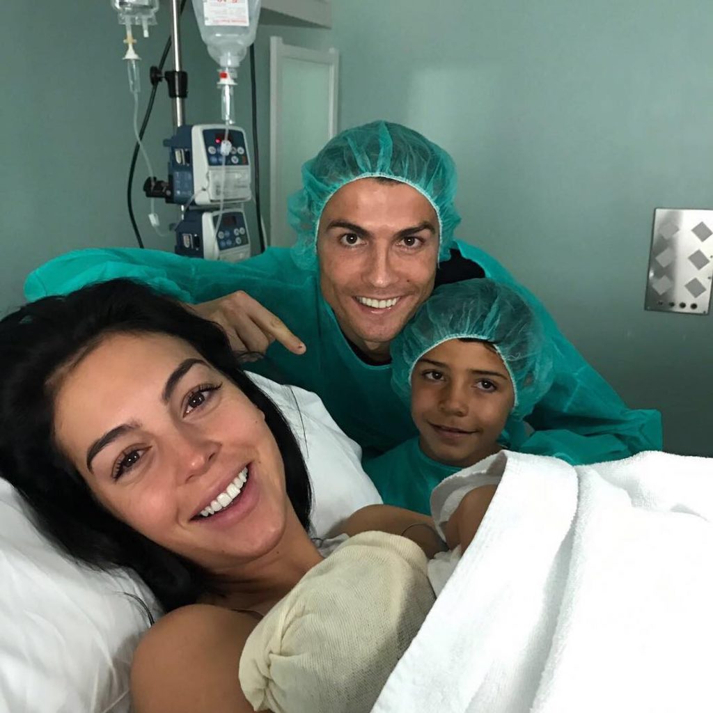 12 Most Memorable Selfies of All Time