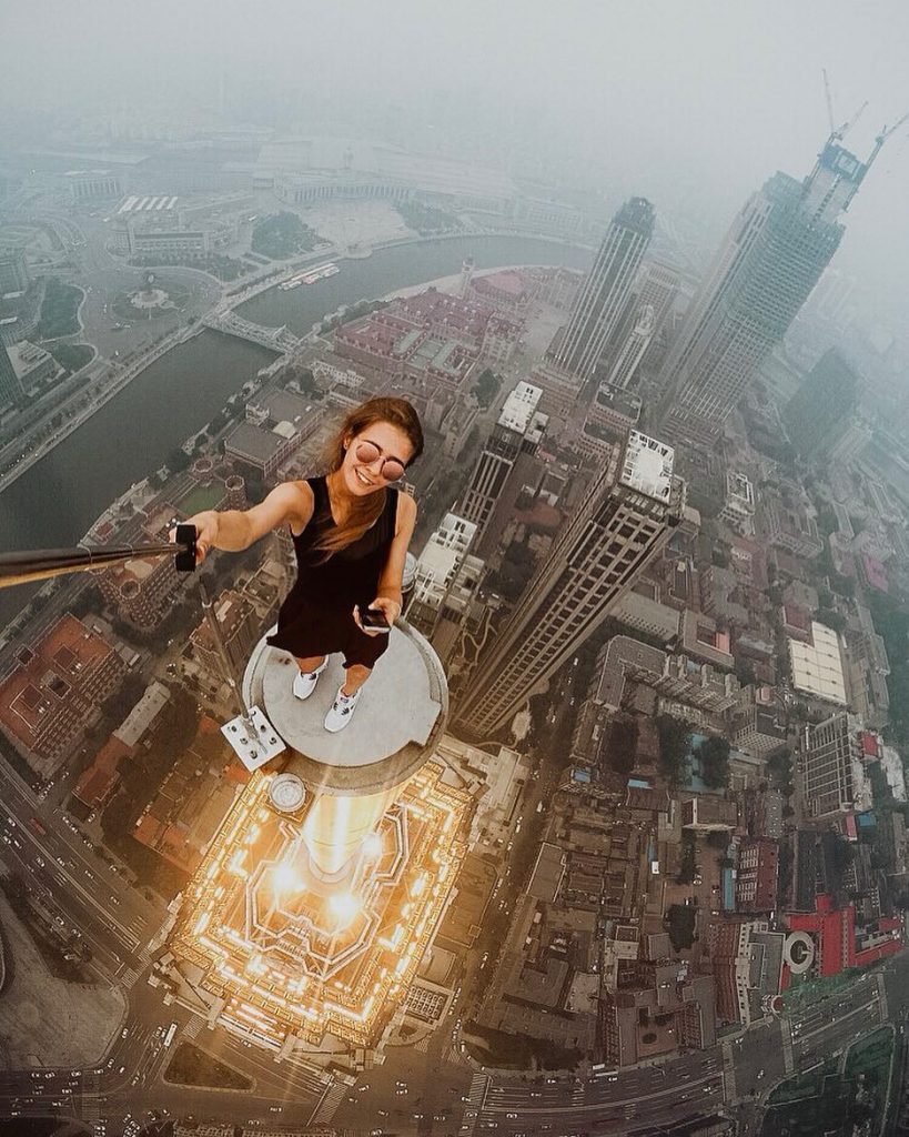 12 Most Memorable Selfies of All Time