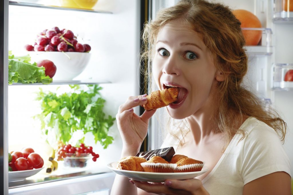 9 Easy Ways to Break Your Junk Food Snacking Habits