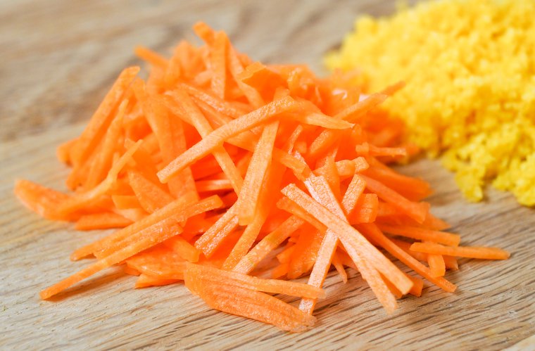 7 Best Summer Diet Tips (Fruit Soups, Veggie Popsicles, and Detox Drinks)