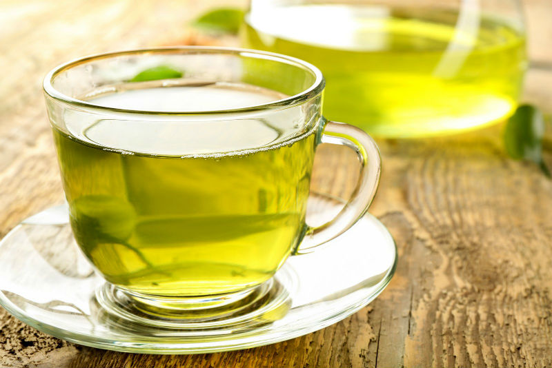 7 Best Summer Diet Tips (Fruit Soups, Veggie Popsicles, and Detox Drinks)