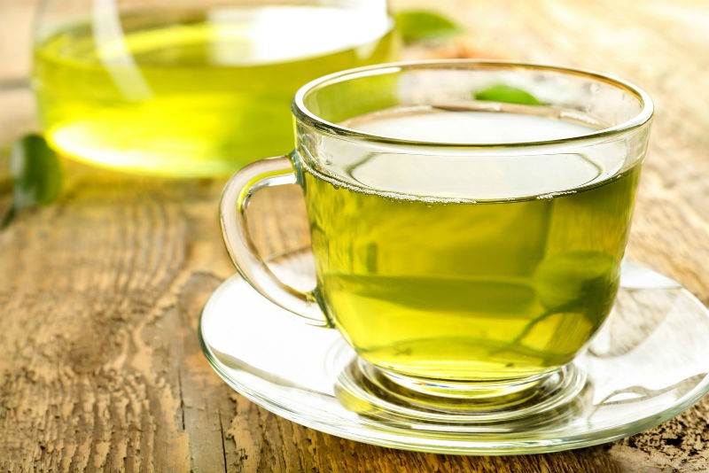 7 Best Summer Diet Tips (Fruit Soups, Veggie Popsicles, and Detox Drinks)