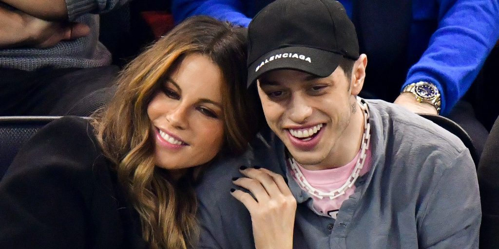 7 Reasons Why Younger Guys Fall for Older Women