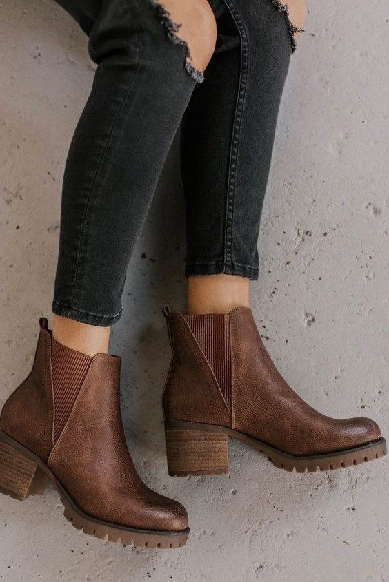 7 Wardrobe Staples You’ll Wear ALL of 2019
