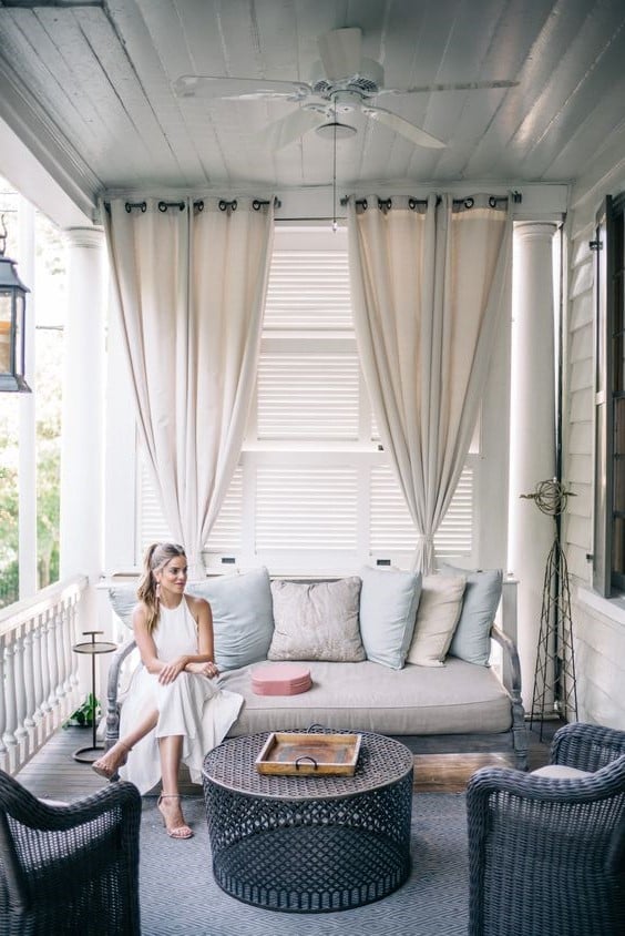 10 Cozy Balcony Ideas
