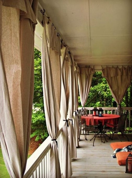 10 Cozy Balcony Ideas