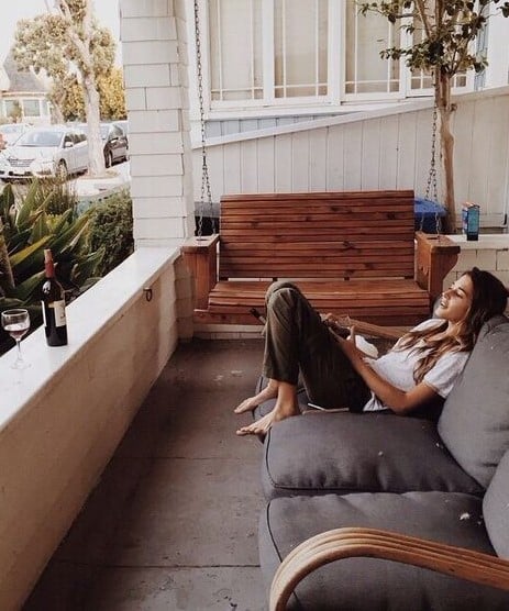 10 Cozy Balcony Ideas