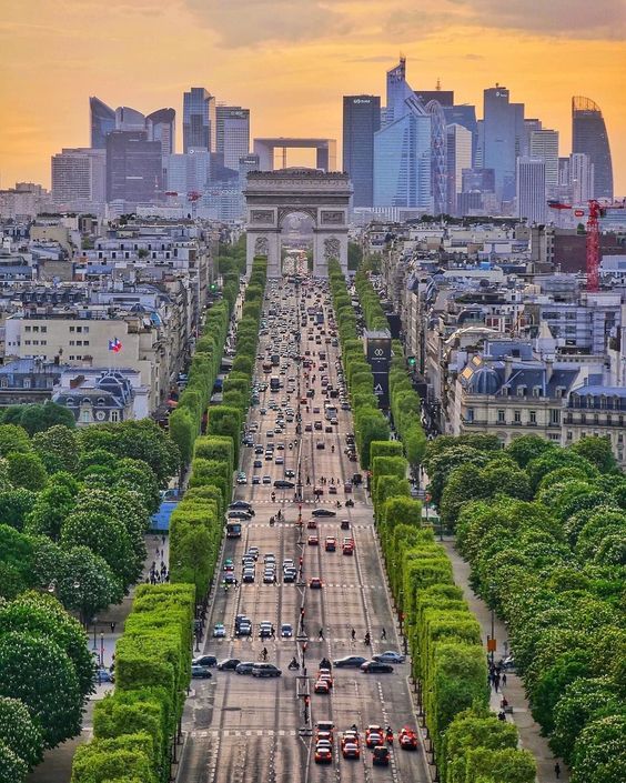 8 Best Places to Visit in Paris