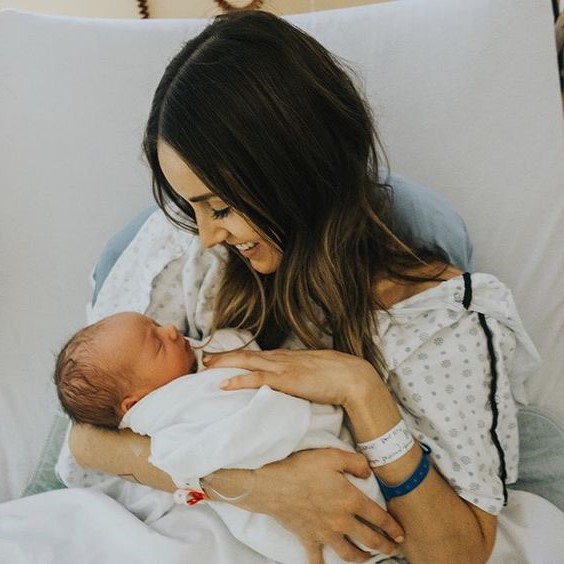 8 Most Common Reasons Women are Scared to Be a Mom
