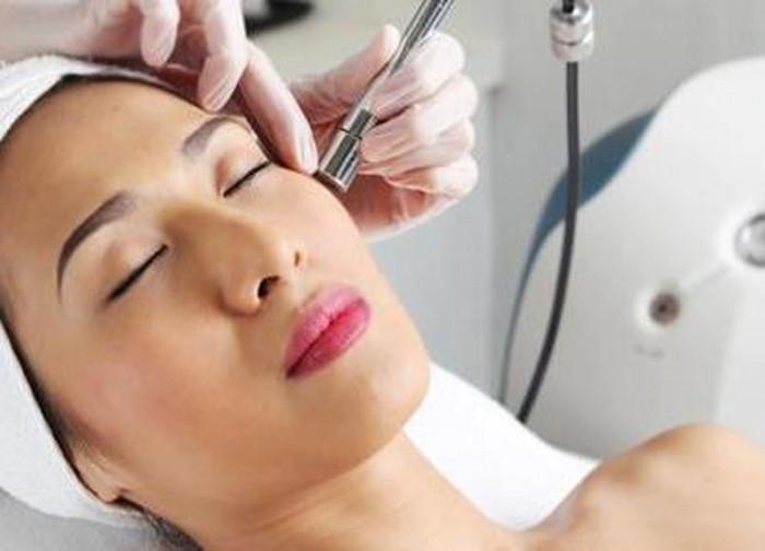 Dermabrasion | What Is Microdermabrasion, And Will It Improve Your Skin | Her Beauty