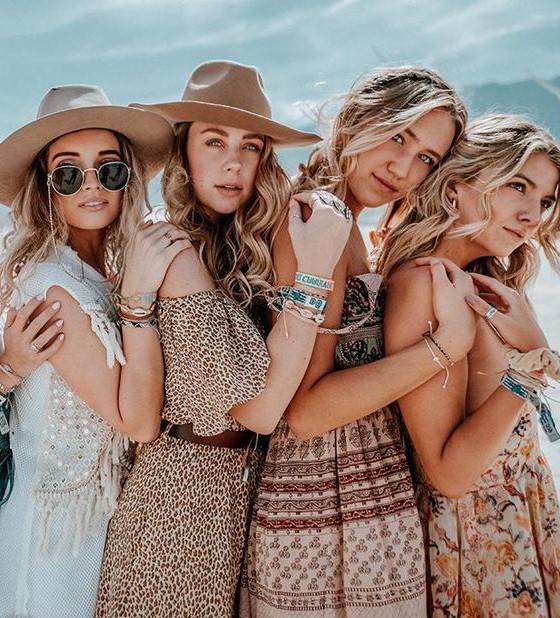 PISCES (February 19 – March 20) | What Type Of Friend You Are, According To Your Zodiac | Her Beauty