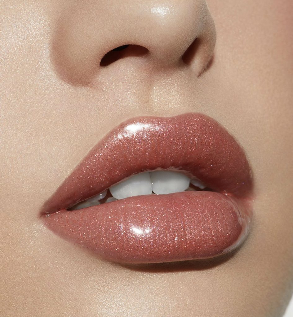 10 Lipstick Tricks to Make Your Teeth Look Whiter
