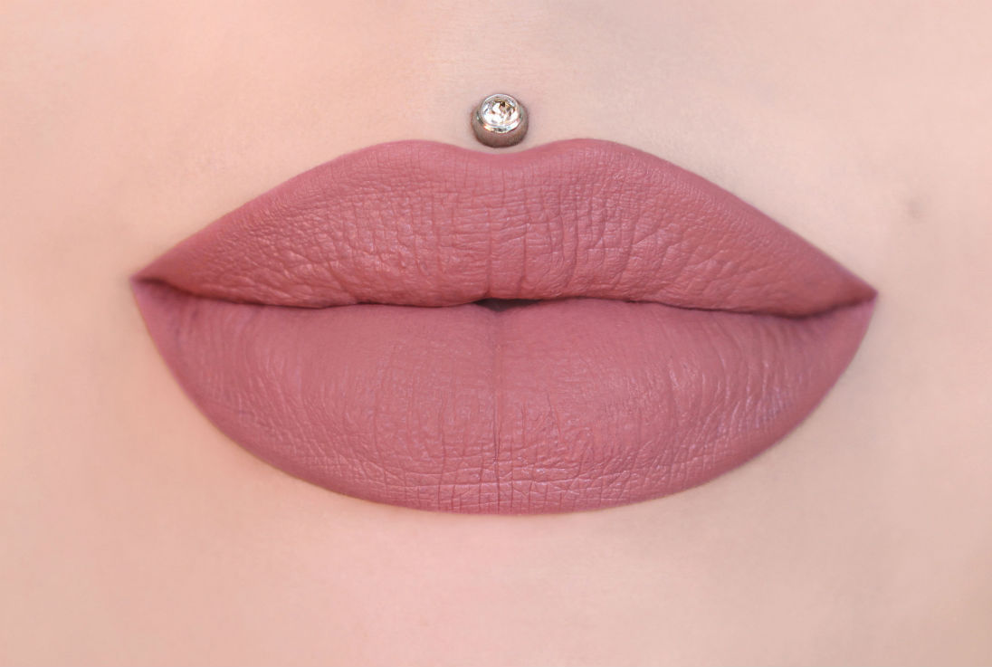 Don’t opt for a matte lipstick | | 10 Lipstick Tricks to Make Your Teeth Look Whiter | Her Beauty