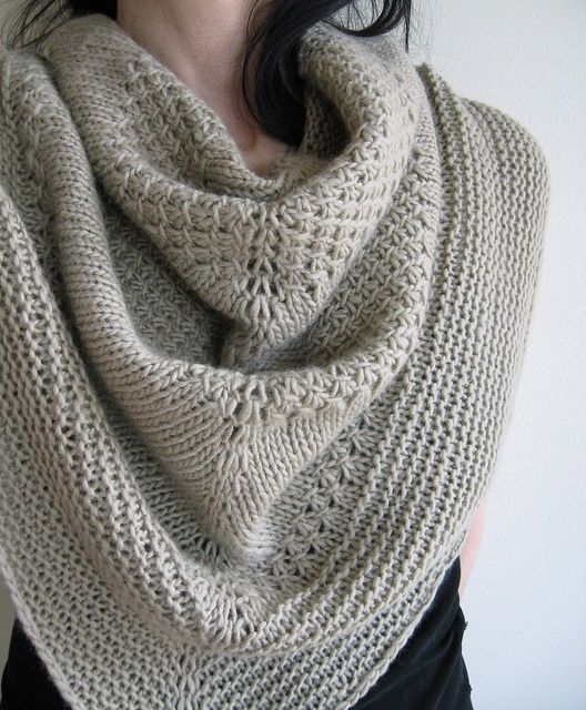 Knotted shawl | 12 Super Stylish Ways to Wear a Scarf | Her Beauty