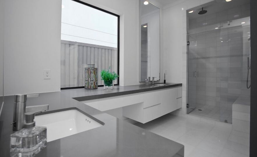 Cool Gray | 10 Best and Worst Colors for Your Bathroom | Her Beauty