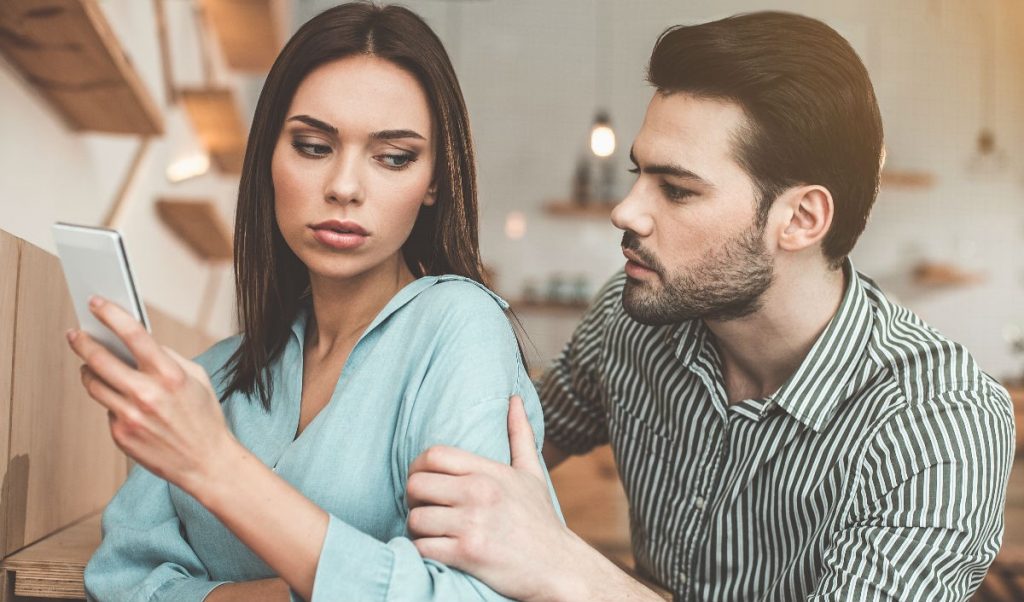 How to Deal With a Narcissist
