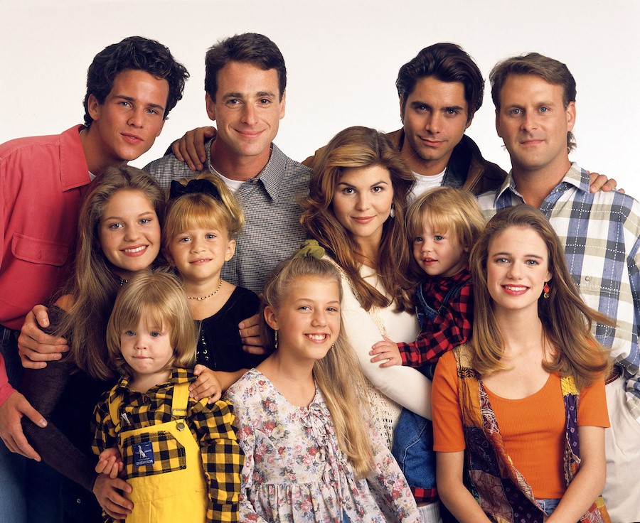 Lori Keeps In Touch With Full House | 8 Lesser Known Facts About Lori Loughlin | Her Beauty