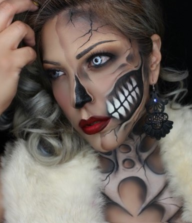 11 Creepy and Cool Halloween Makeup Ideas to Try This Year