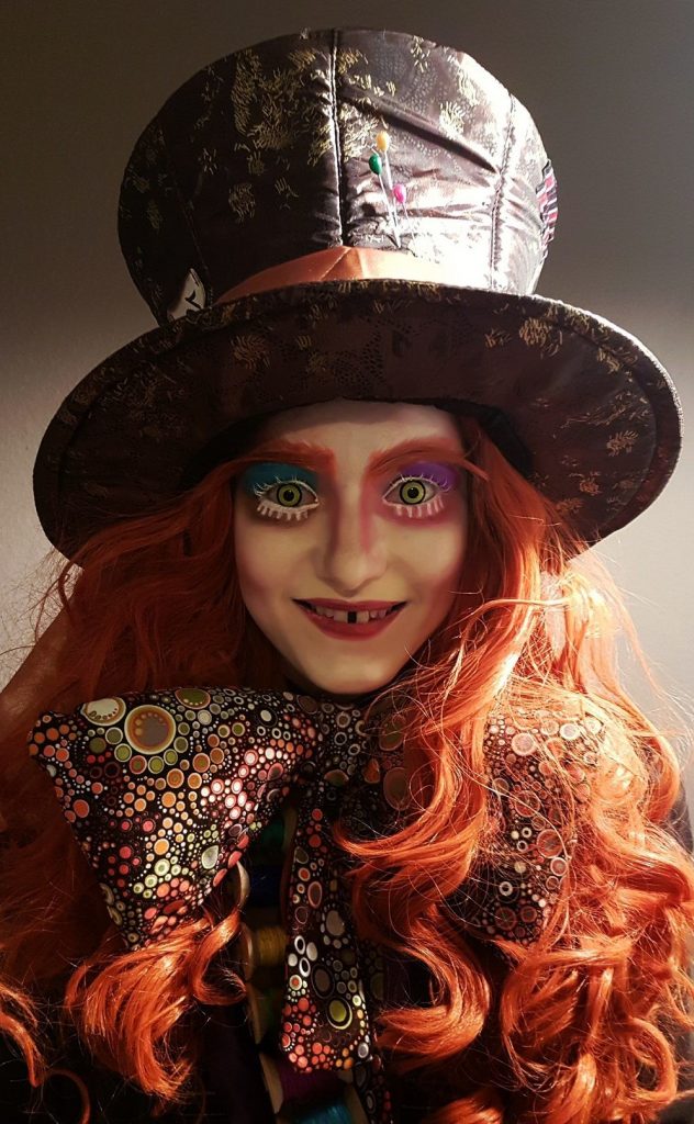 11 Creepy and Cool Halloween Makeup Ideas to Try This Year