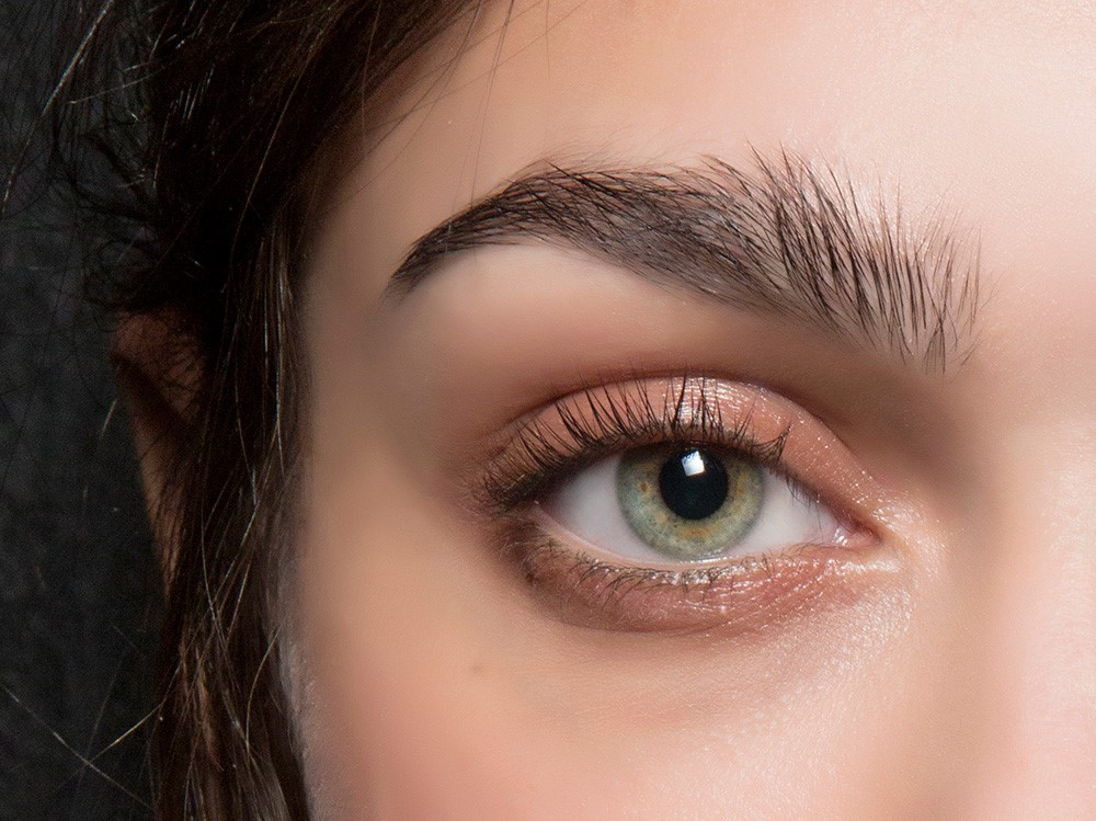 15 Ways to Use Vaseline in Your Beauty Routine