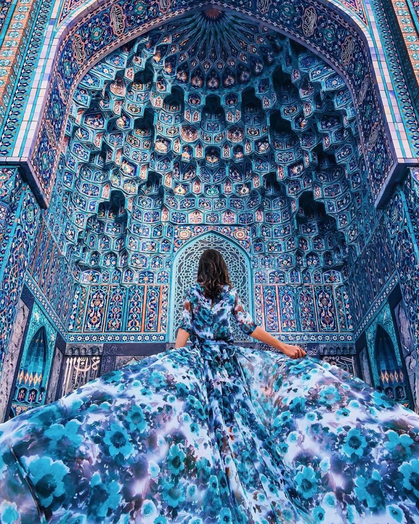 Photographer Shoots Dreamy Gowns Against Jaw-Dropping Scenery