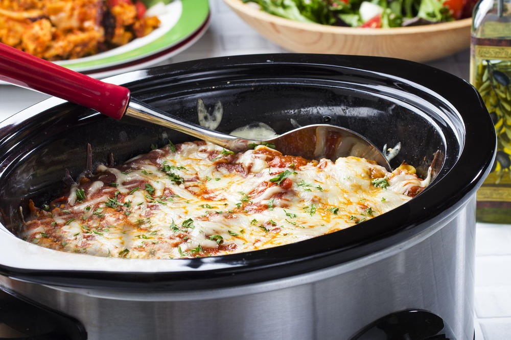 Pull out the slow cooker | The Autumn Diet: 8 Healthy Eating Tips for Fall | Her Beauty