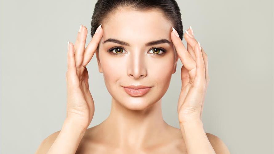 8 Face Yoga Moves That Erase Years