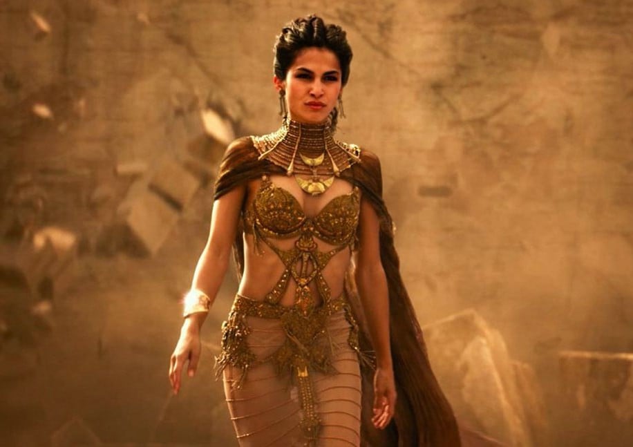 12 Hollywood Stunners Who Almost Played Wonder Woman
