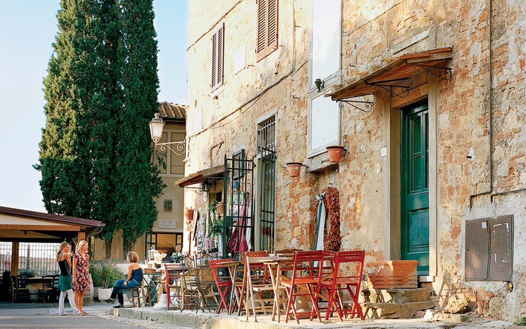 12 Reasons To Move To A Small Town