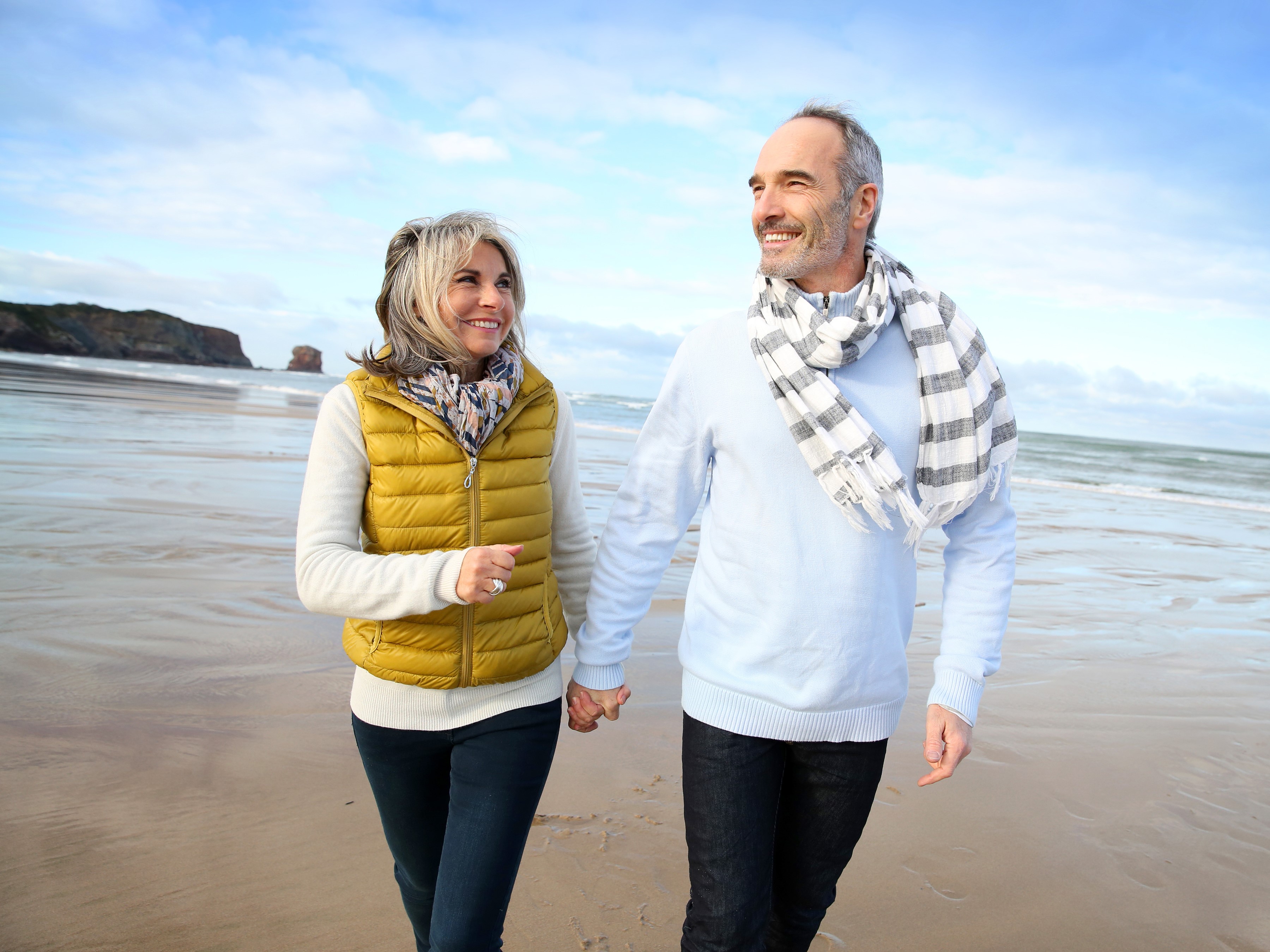 Plan a vacation | 10 Ways to Deal With Empty Nest Syndrome | Her Beauty