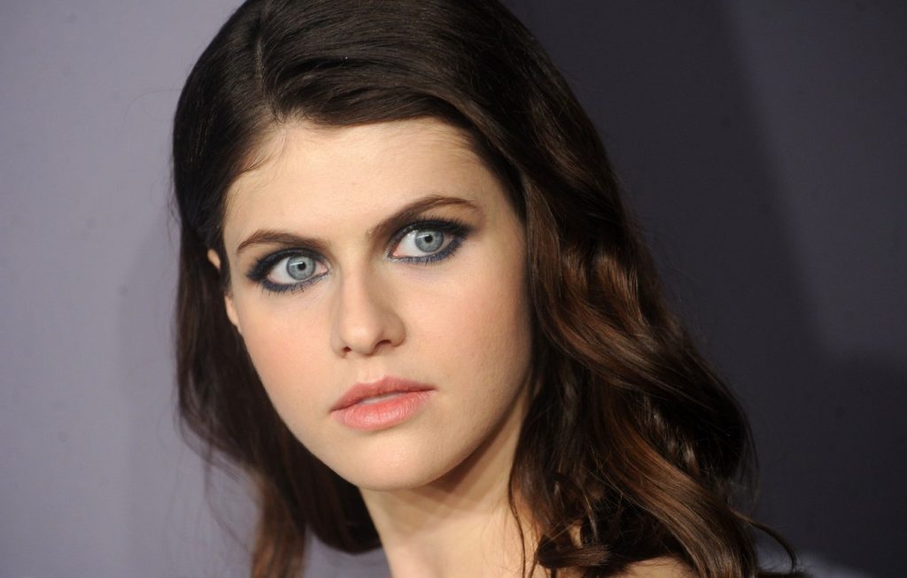 Alexandra Daddario | 10 Actresses with the Most Beautiful Eyes | Her Beauty