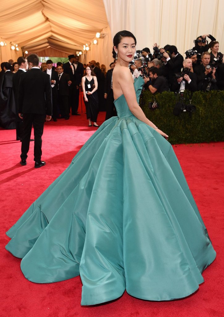 ≡ 12 Of Zac Posen’s Most Iconic Dresses 》 Her Beauty