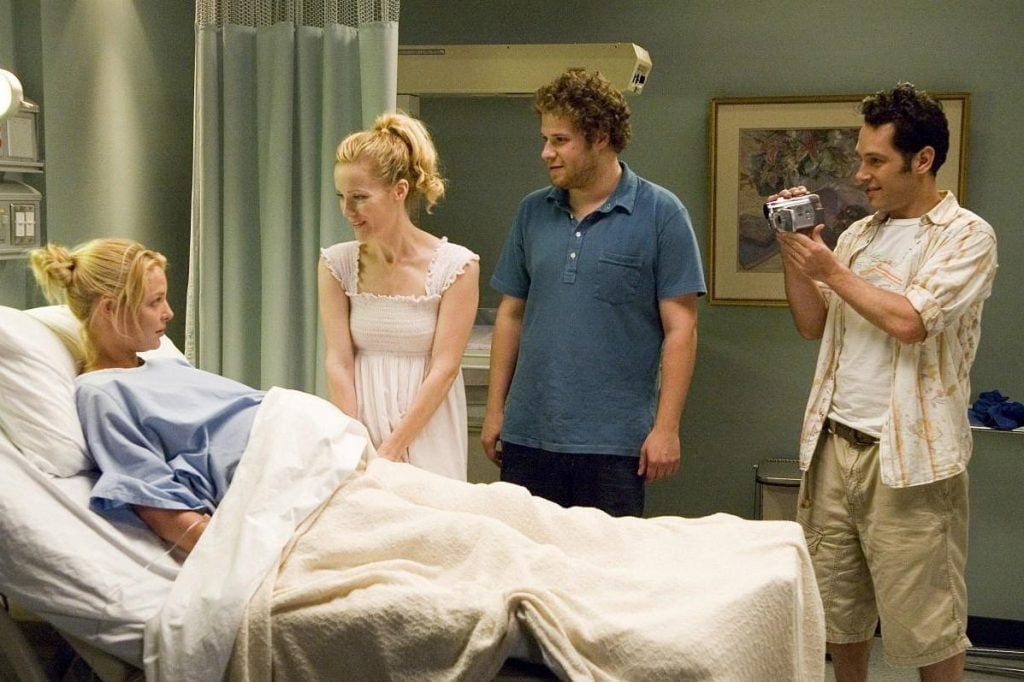 8 أشياء تجسدها الأفلام بشكل خاطئ حول الحمل والولادة