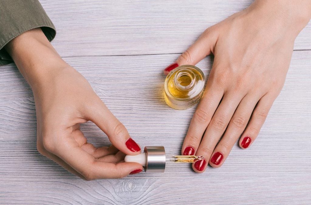 How to Remove Dip Powder Manicures at Home