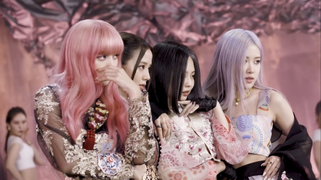 จะเป็นอย่างไร เมื่อ 6 สาวคนดังมาแต่งหน้าโคฟเวอร์เป็นสาวๆ Blackpink
