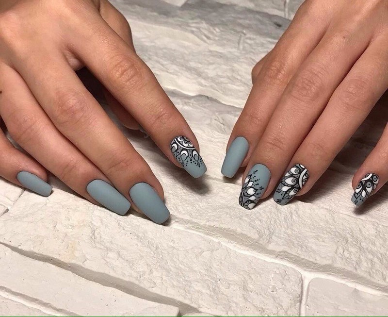 Voglia di nail art? Ecco tutte le tendenze per l’estate 2020!